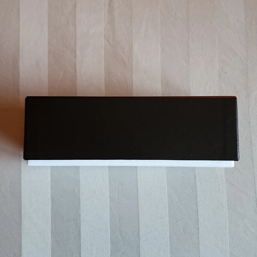 Genuine Channel Eyeglass Box (empty) - Picture 4 of 8